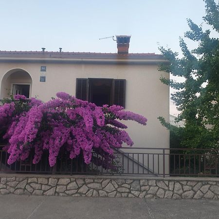Apartments Mara Mali Lošinj Екстериор снимка